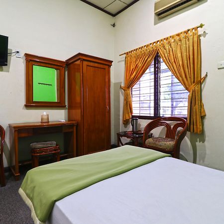 Hotel Sumatera Medan Exteriör bild