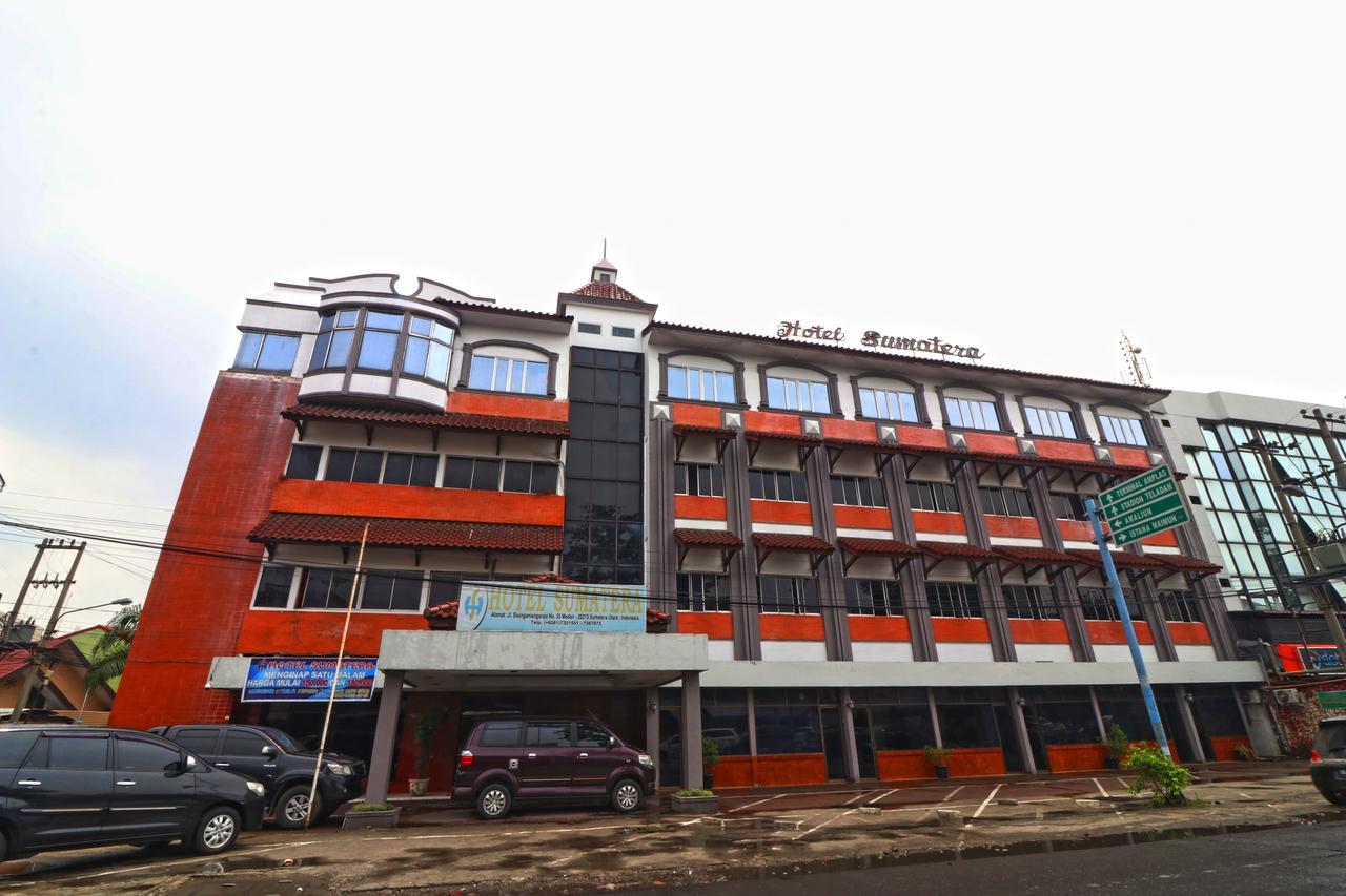 Hotel Sumatera Medan Exteriör bild