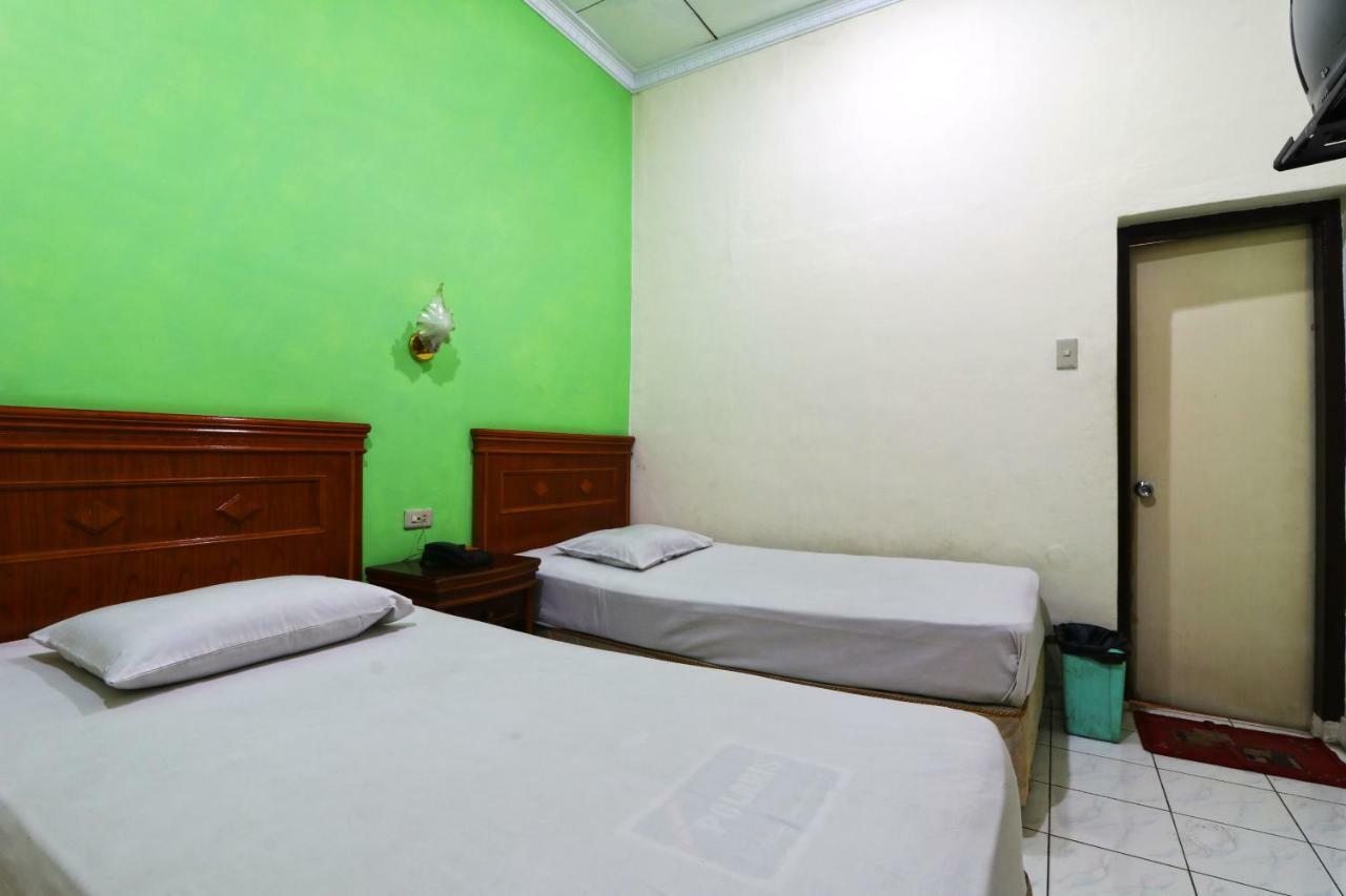 Hotel Sumatera Medan Exteriör bild