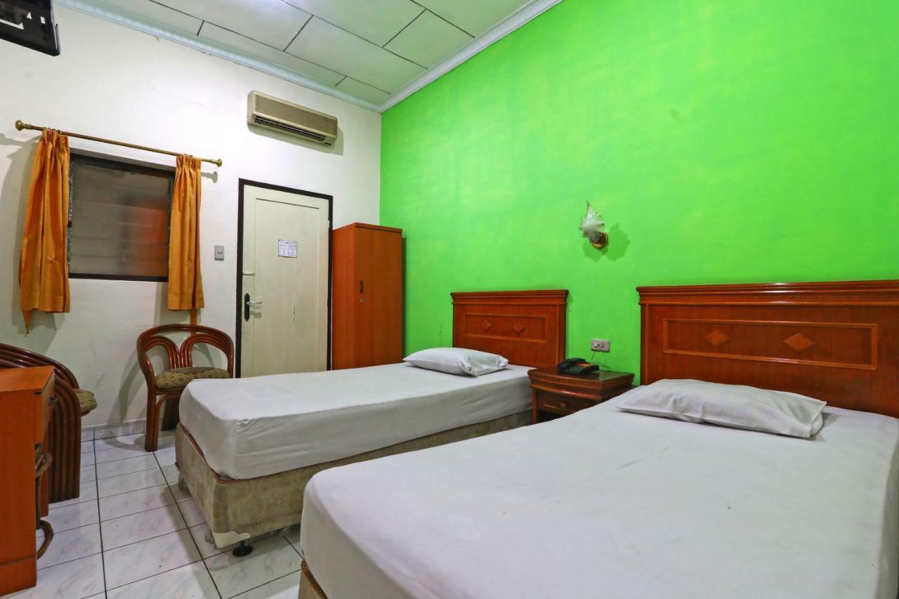 Hotel Sumatera Medan Exteriör bild